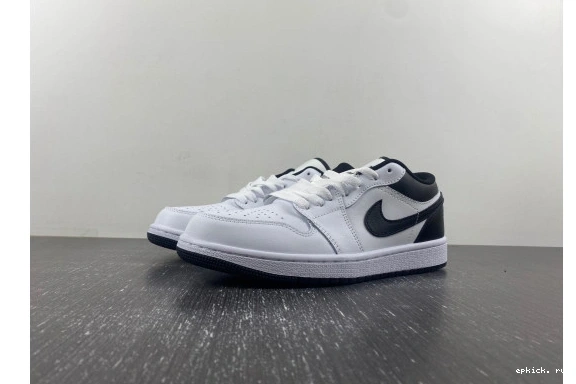 EP 553558-132 553558-132 Low  Air and 1 Jordan black white 0215